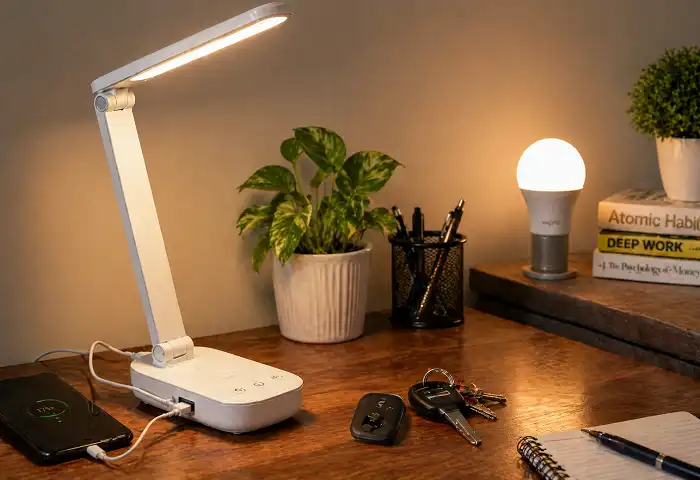 budget gadgets LED lamp bluetooth tracker
