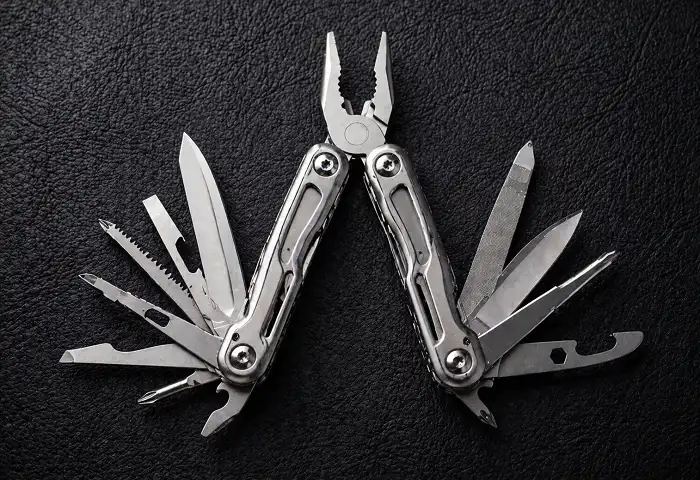 leatherman multi tool everyday carry spread